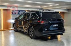 تۆیۆتا سیانا